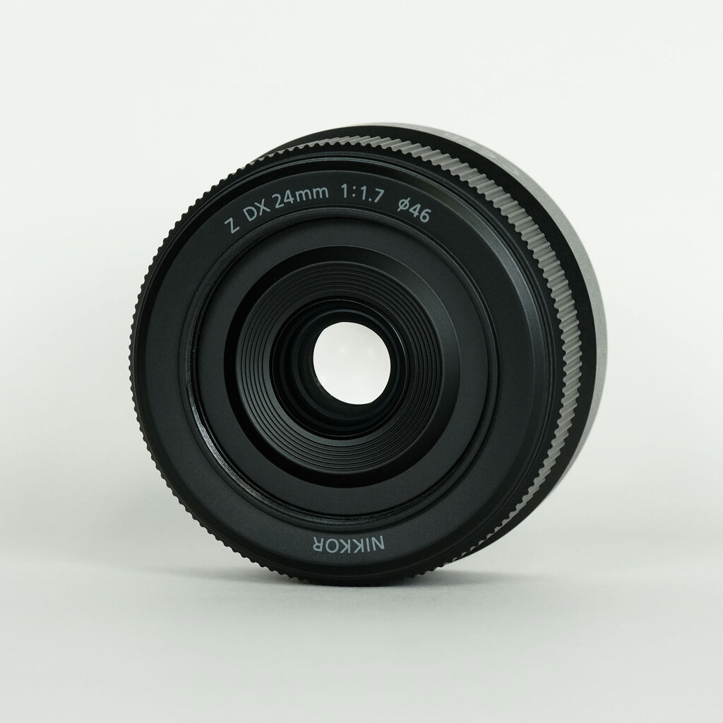 Nikon NIKKOR Z DX 24mm f/1.7 Nikon NIKKOR Z DX 24mm f/1.7