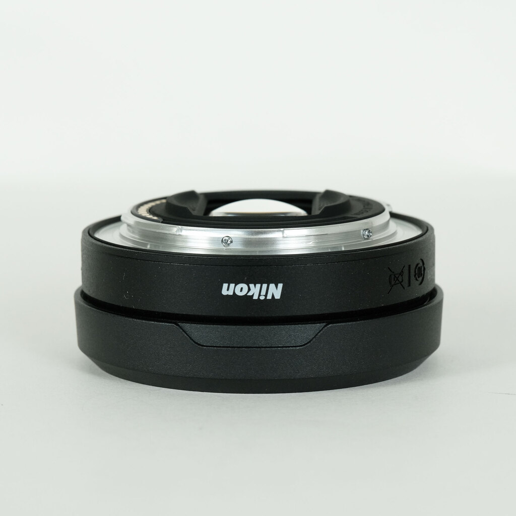 Nikon NIKKOR Z 26mm f/2.8 Nikon NIKKOR Z 26mm f/2.8