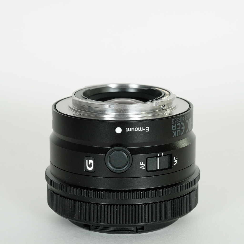 SONY FE 40mm F2.5 G SEL40F25G SONY FE 40mm F2.5 G SEL40F25G
