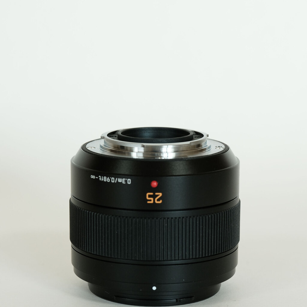 Panasonic LEICA DG SUMMILUX 25mm/F1.4 II ASPH. Panasonic LEICA DG SUMMILUX 25mm/F1.4 II ASPH.