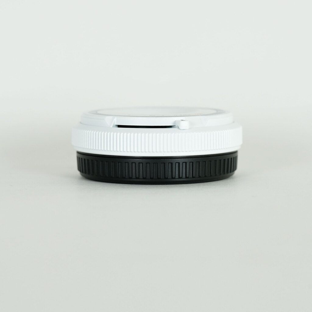 オリンパス 9mm f8 フィッシュアイ ボディキャップレンズ