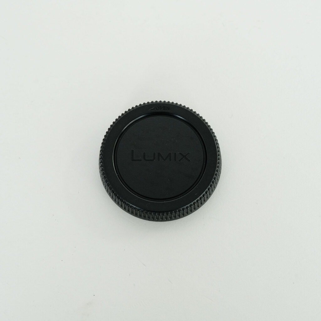 Panasonic LEICA DG VARIO-ELMARIT 50-200mm / F2.8-4.0 ASPH. / POWER O.I.S.