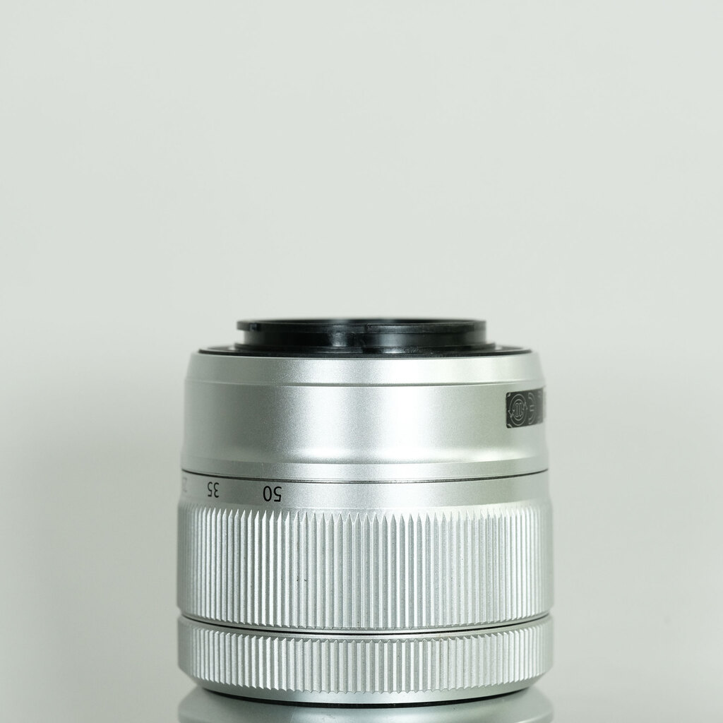 FUJIFILM フジノン XC16-50mm F3.5-5.6 OIS シルバー FUJIFILM フジノン XC16-50mm F3.5-5.6 OIS シルバー