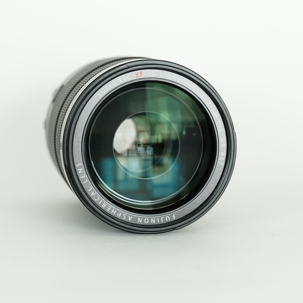 FUJIFILM XF70-300mmF4-5.6 R LM OIS WRの出品 | ONE SCENE