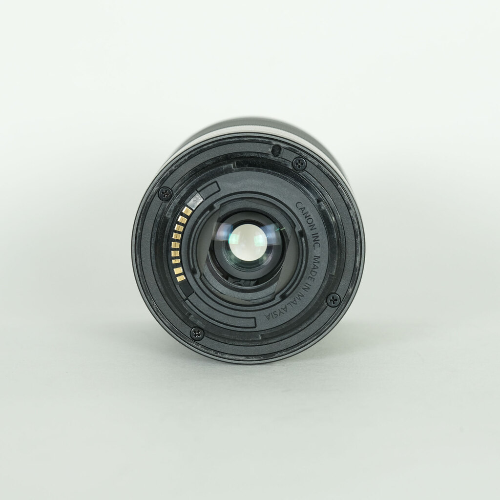 Canon EF-M18-150mm F3.5-6.3 IS STM Canon EF-M18-150mm F3.5-6.3 IS STM