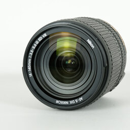 Nikon AF-S DX NIKKOR 18-140mm F3.5-5.6G ED VR