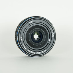 OLYMPUS M.ZUIKO DIGITAL 17mm F2.8 ブラック