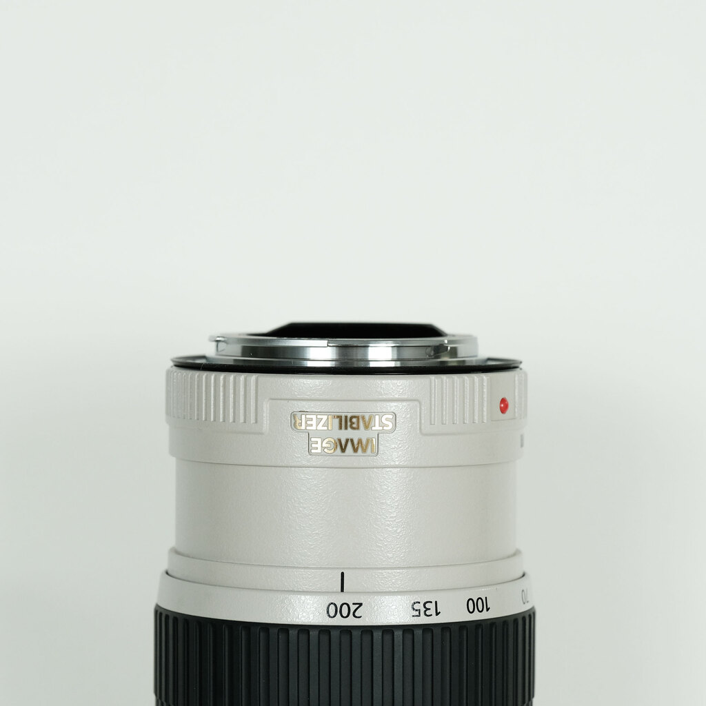 【年式によりジャンク】Canon EF70-200mm f4L IS USM Canon EF70-200mm F4L IS USMの出品 | ONE SCENE（ワンシーン）