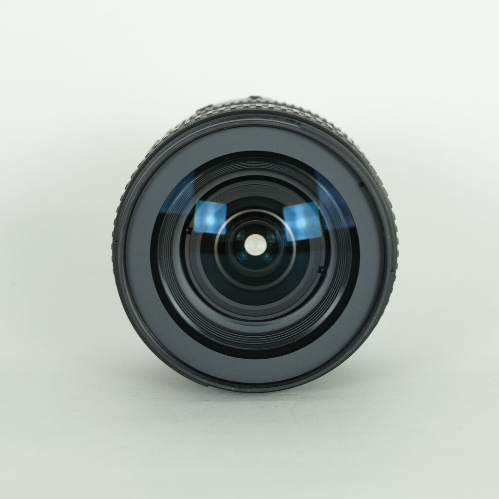 Nikon AF-S DX NIKKOR 16-80mm f/2.8-4E ED VR Nikon AF-S DX NIKKOR 16-80mm f/2.8-4E ED VR