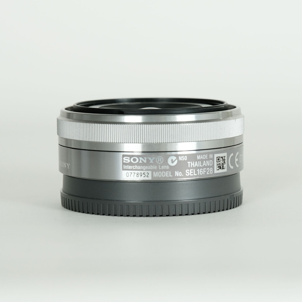 SONY E 16mm F2.8 SEL16F28