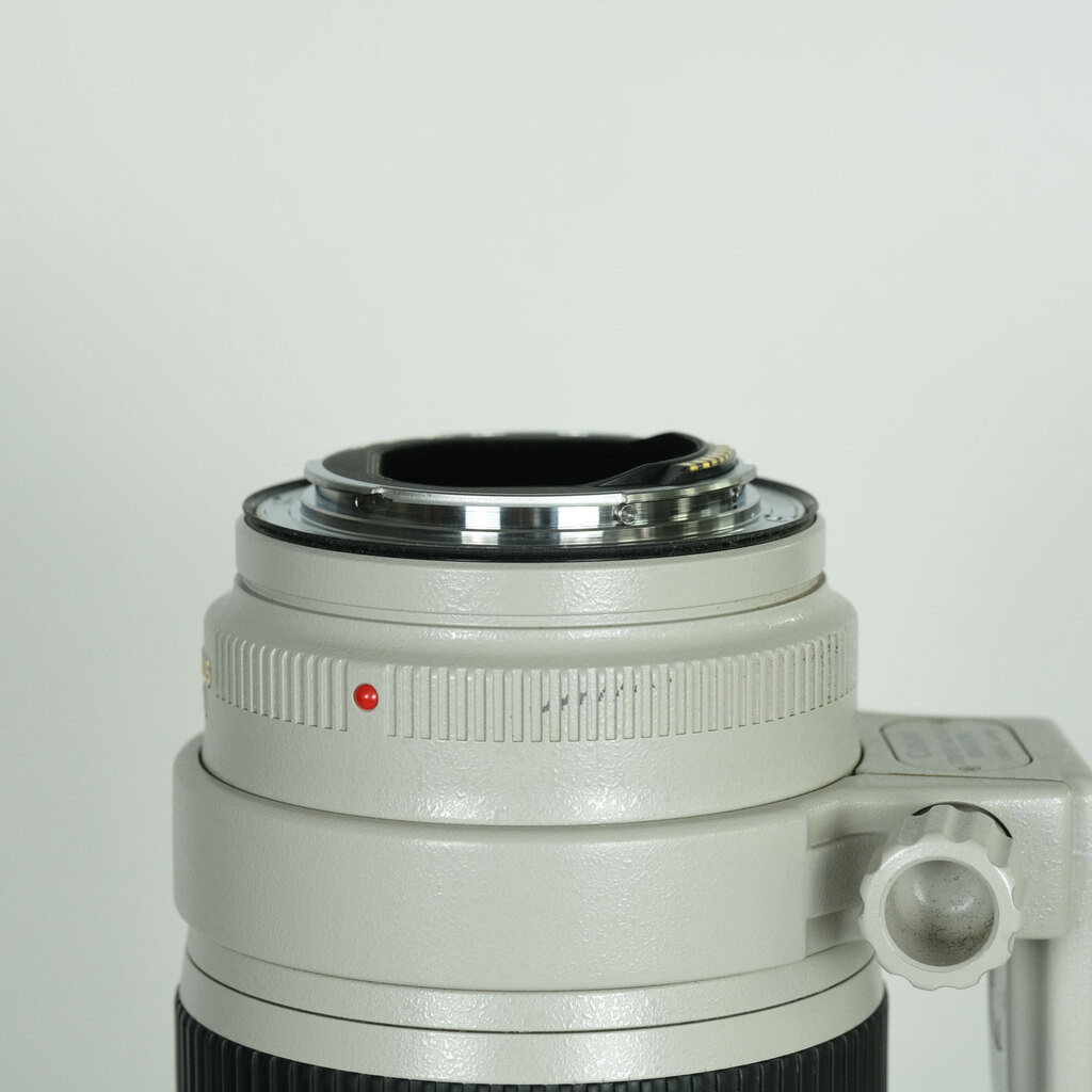 Canon EF70-200mm F2.8L IS II USM Canon EF70-200mm F2.8L IS II USM