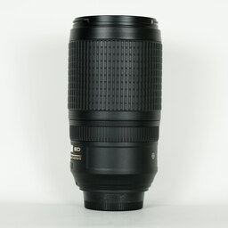 Nikon AF-S VR Zoom-Nikkor 70-300mm F4.5-5.6G IF-ED Nikon AF-S VR Zoom-Nikkor 70-300mm F4.5-5.6G IF-ED