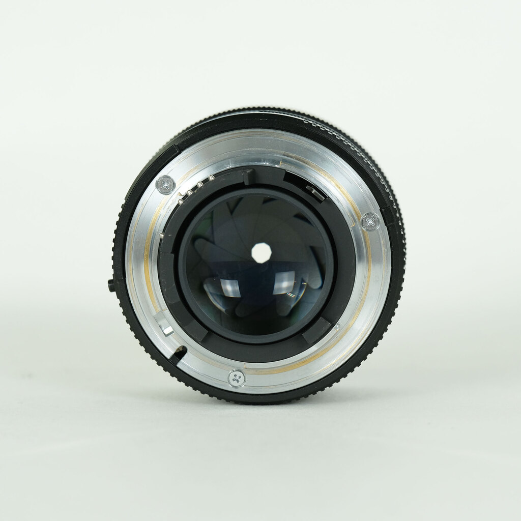 Carl Zeiss Planar T* 50mm F1.4 ZF.2 [ニコンF用]