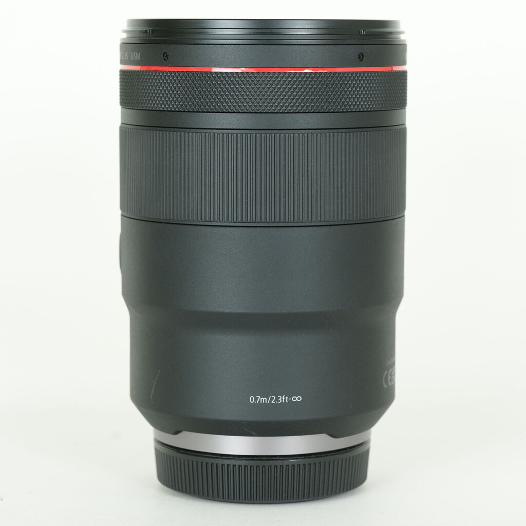 Canon RF135mm F1.8 L IS USM Canon RF135mm F1.8 L IS USM