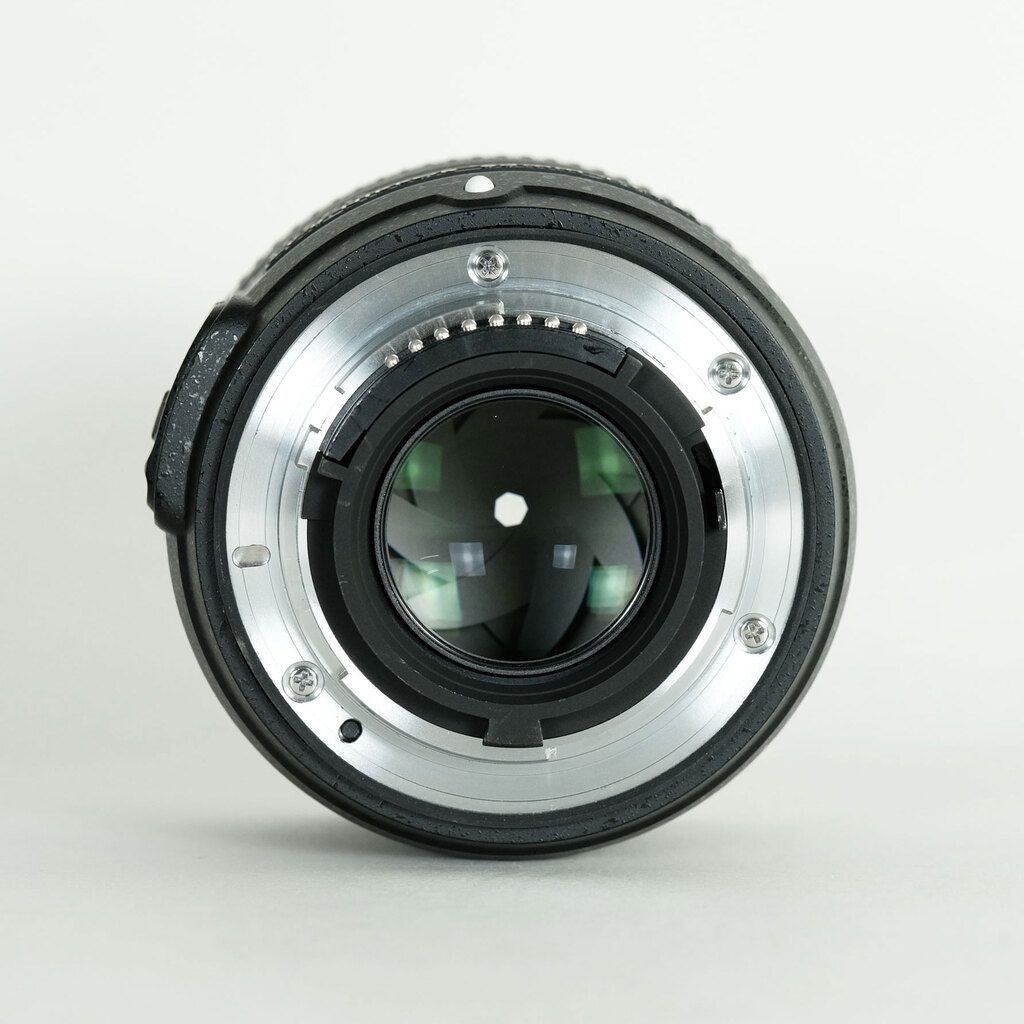 Nikon AF-S NIKKOR 50mm f/1.8G Nikon AF-S NIKKOR 50mm f/1.8G