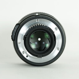 Nikon AF-S NIKKOR 50mm f/1.8G Nikon AF-S NIKKOR 50mm f/1.8G