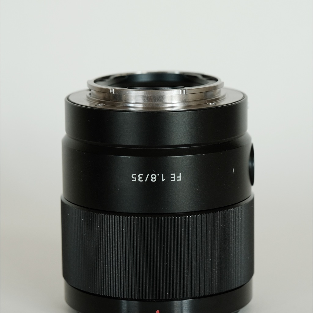 SONY FE 35mm F1.8 SEL35F18F