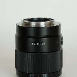 SONY FE 35mm F1.8 SEL35F18F