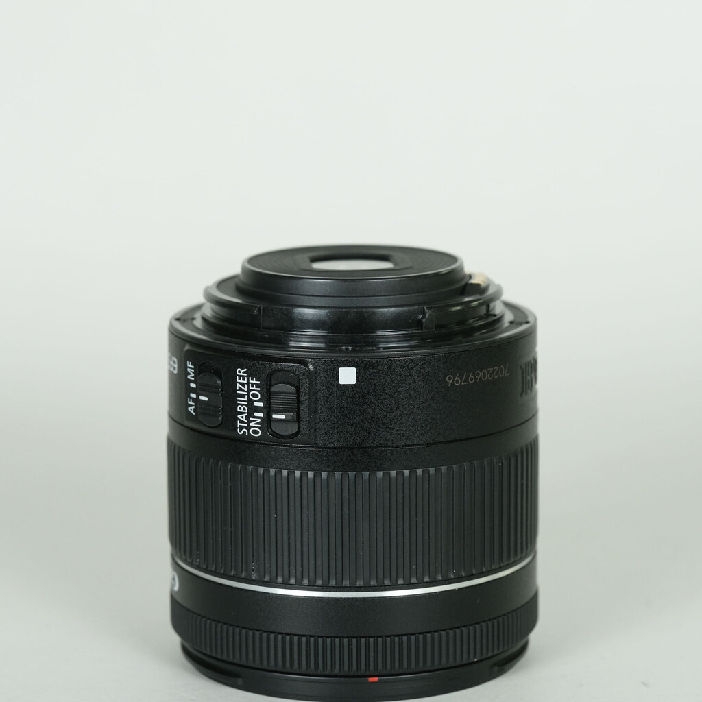 Canon EF-S18-55mm F3.5-5.6 IS STM Canon EF-S18-55mm F3.5-5.6 IS STM