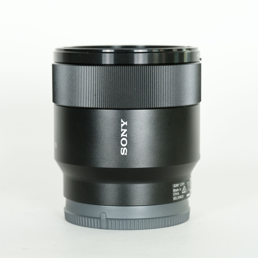 SONY FE 50mm F2.8 Macro SEL50M28