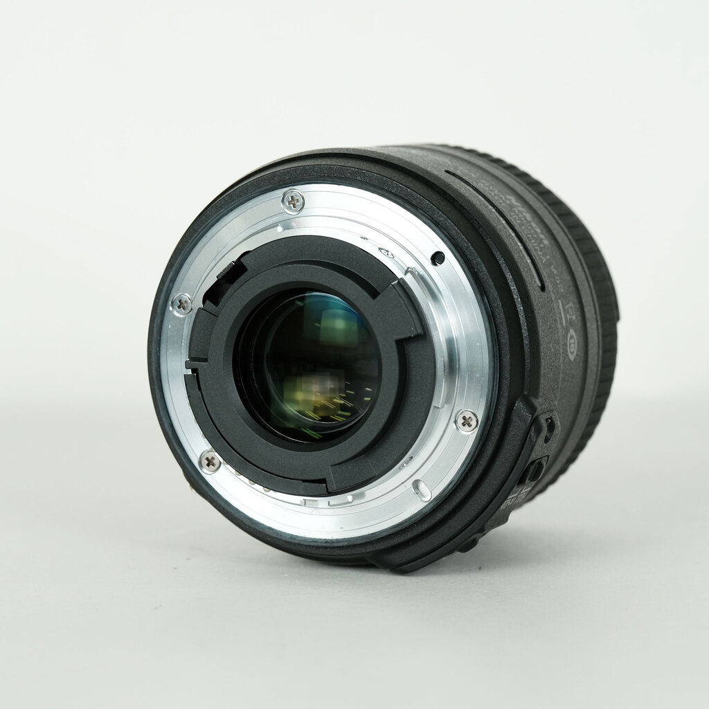 Nikon AF-S DX Micro NIKKOR 40mm f/2.8G