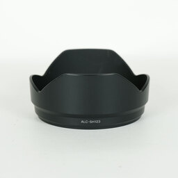 SONY E 10-18mm F4 OSS SEL1018