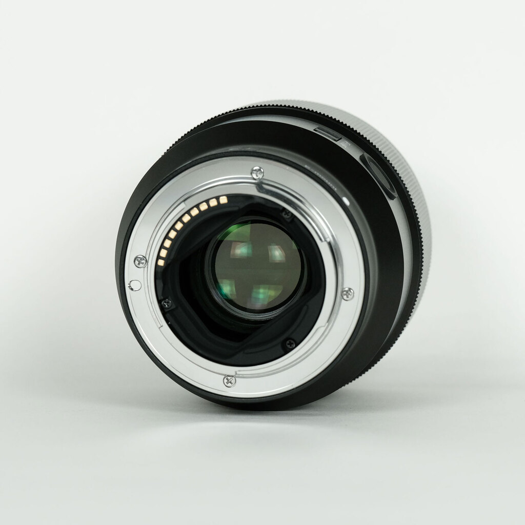 SONY FE 85mm F1.8 SEL85F18 SONY FE 85mm F1.8 SEL85F18