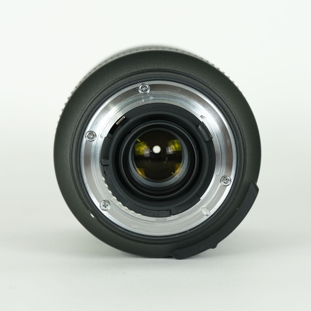 Nikon AF-S NIKKOR 28-300mm f/3.5-5.6G ED VR