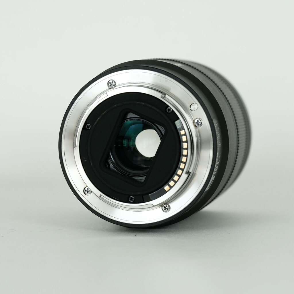 SONY E 18-135mm F3.5-5.6 OSS SEL18135