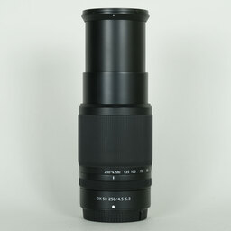 Nikon NIKKOR Z DX 50-250mm f/4.5-6.3 VR Nikon NIKKOR Z DX 50-250mm f/4.5-6.3 VR