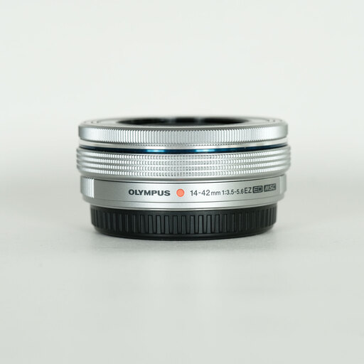 Olympus M.Zuiko Digital 14-42mm f/3.5-5.6 II R Lens for MFT