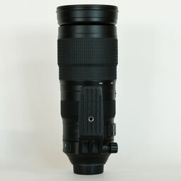 Nikon AF-S NIKKOR 200-500mm f/5.6E ED VR Nikon AF-S NIKKOR 200-500mm f/5.6E ED VR