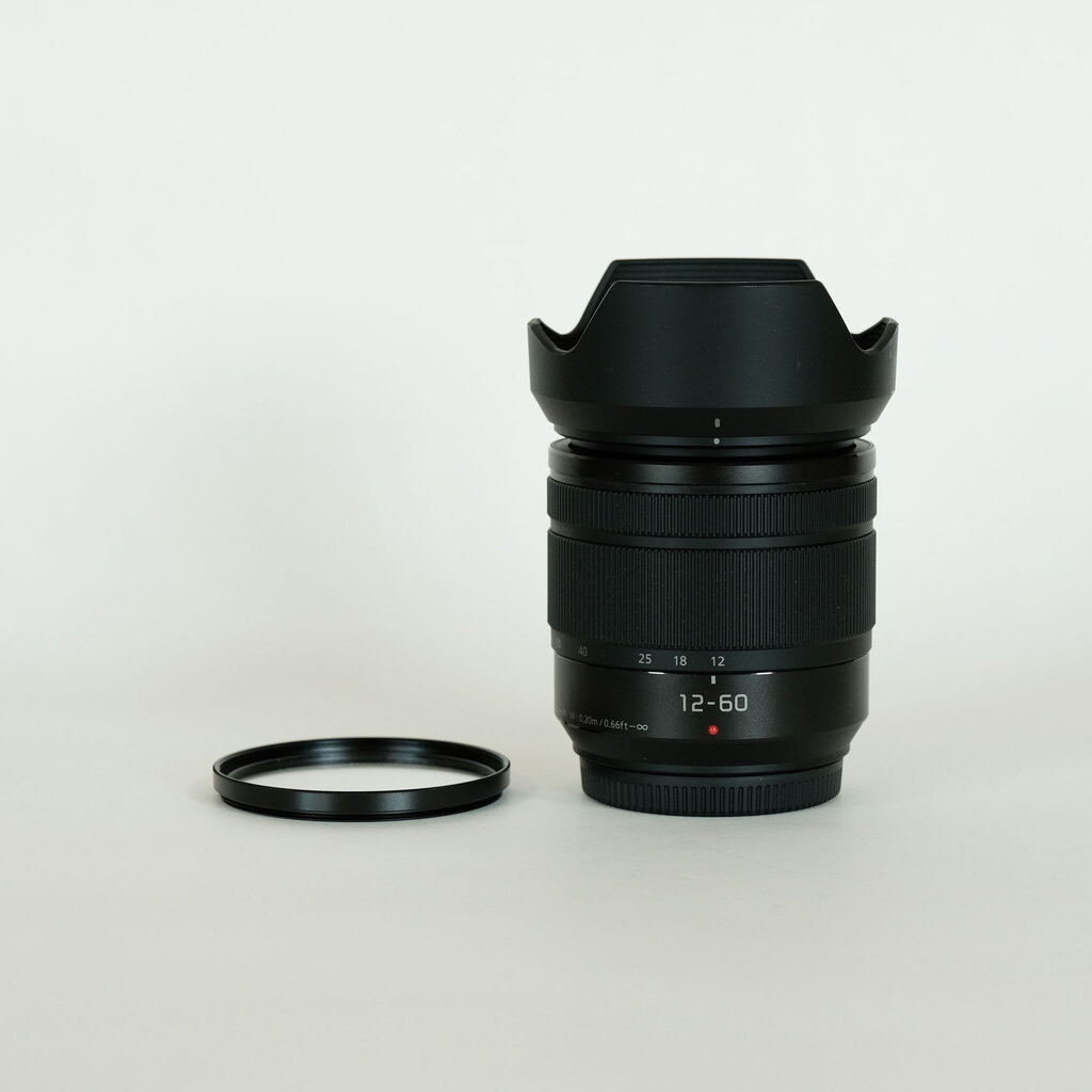 Panasonic LUMIX G VARIO 12-60mm / F3.5-5.6 ASPH. / POWER O.I.S. Panasonic LUMIX G VARIO 12-60mm / F3.5-5.6 ASPH. / POWER O.I.S.