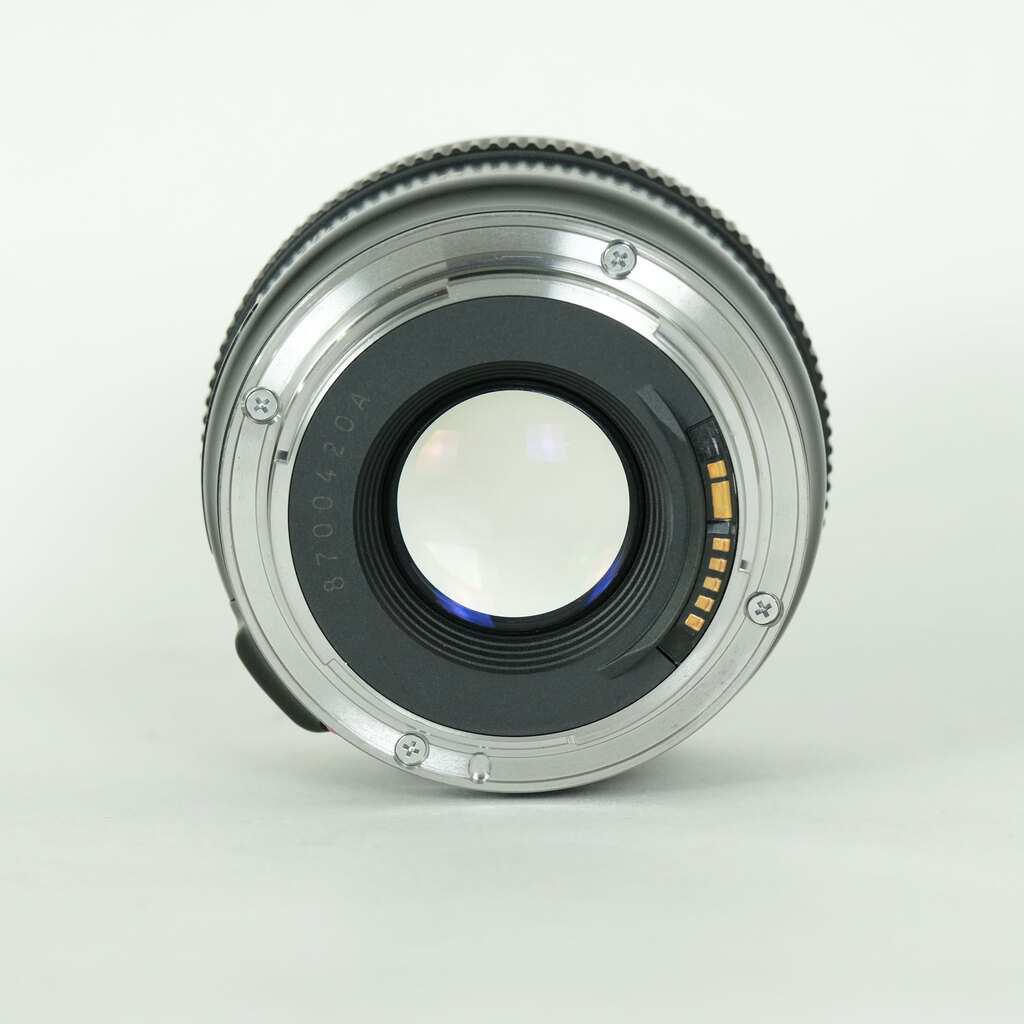 Canon EF28mm F1.8 USM Canon EF28mm F1.8 USM