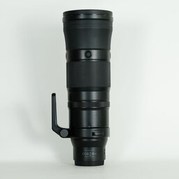 Nikon NIKKOR Z 180-600mm f/5.6-6.3 VR Nikon NIKKOR Z 180-600mm f/5.6-6.3 VR