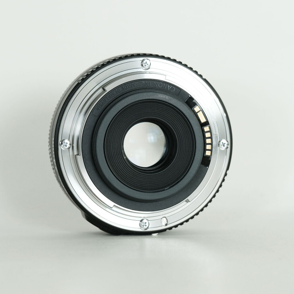 Canon EF-S24mm F2.8 STM Canon EF-S24mm F2.8 STM
