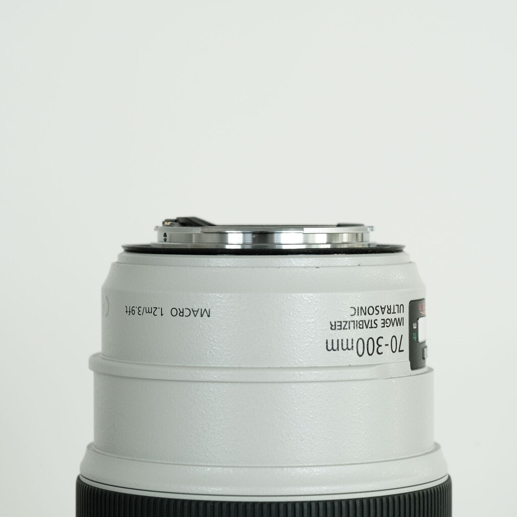 Canon EF70-300mm F4-5.6L IS USM Canon EF70-300mm F4-5.6L IS USM