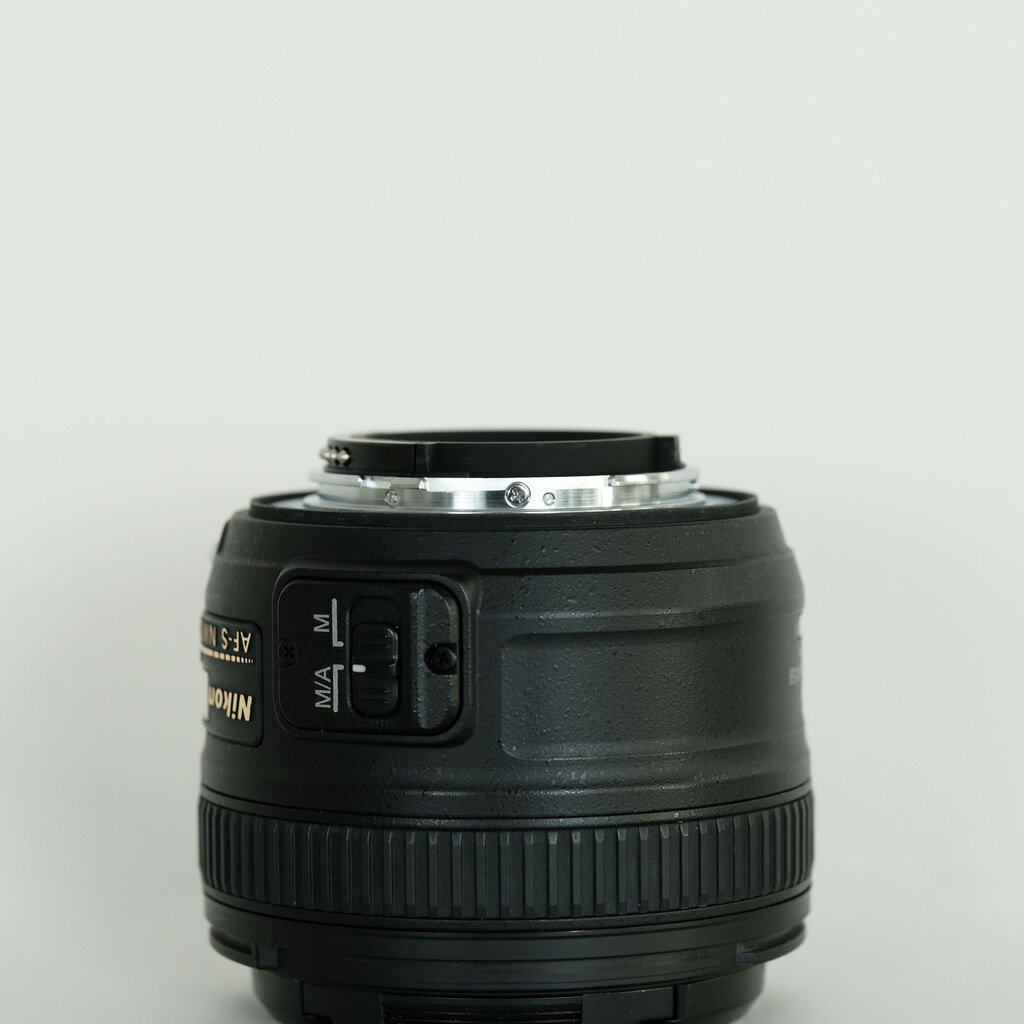Nikon AF-S NIKKOR 50mm f/1.8G Nikon AF-S NIKKOR 50mm f/1.8G