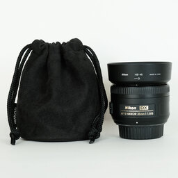 Nikon AF-S DX NIKKOR 35mm f/1.8G Nikon AF-S DX NIKKOR 35mm f/1.8G