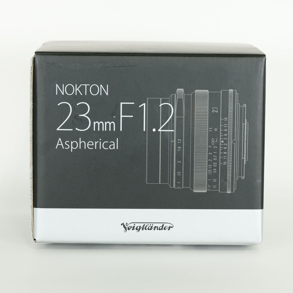 Voigtlander NOKTON 23mm F1.2 　美品　箱付き Voigtlander NOKTON 23mm F1.2 Aspherical [フジフイルムX用]の