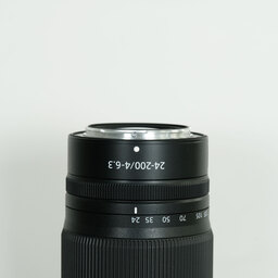 Nikon NIKKOR Z 24-200mm f/4-6.3 VR Nikon NIKKOR Z 24-200mm f/4-6.3 VR