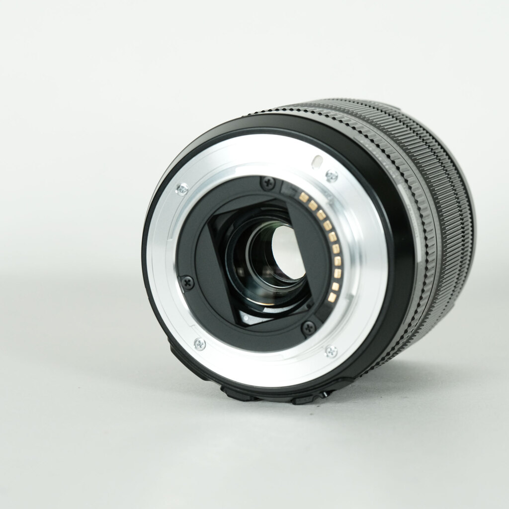 FUJIFILM XF18-55mmF2.8-4 R LM OIS FUJIFILM XF18-55mmF2.8-4 R LM OIS