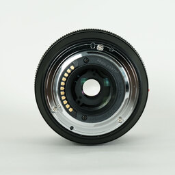 Panasonic LUMIX G VARIO 12-60mm / F3.5-5.6 ASPH. / POWER O.I.S. Panasonic LUMIX G VARIO 12-60mm / F3.5-5.6 ASPH. / POWER O.I.S.