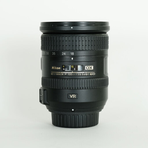 Nikon AF-S DX NIKKOR 18-200mm F3.5-5.6G ED VR II