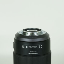 Panasonic LUMIX G VARIO 100-300mm / F4.0-5.6 / POWER O.I.S.