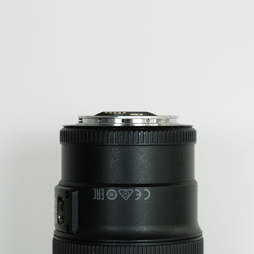 Canon EF100mm F2.8Lマクロ IS USM Canon EF100mm F2.8Lマクロ IS USM