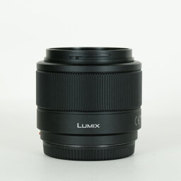 Panasonic LUMIX G 25mm F1.7 ASPH. Panasonic LUMIX G 25mm F1.7 ASPH.