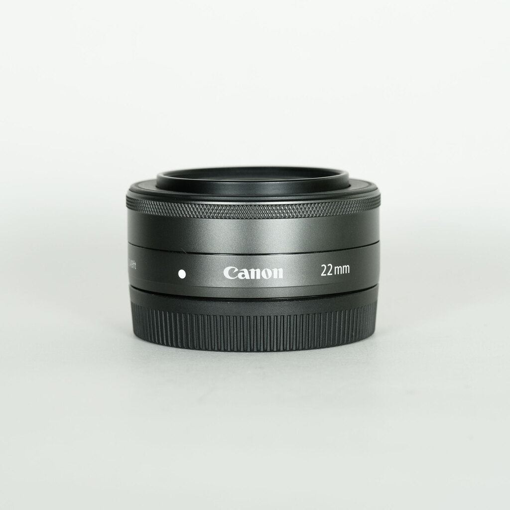 Canon EF-M22mm F2 STM Canon EF-M22mm F2 STM
