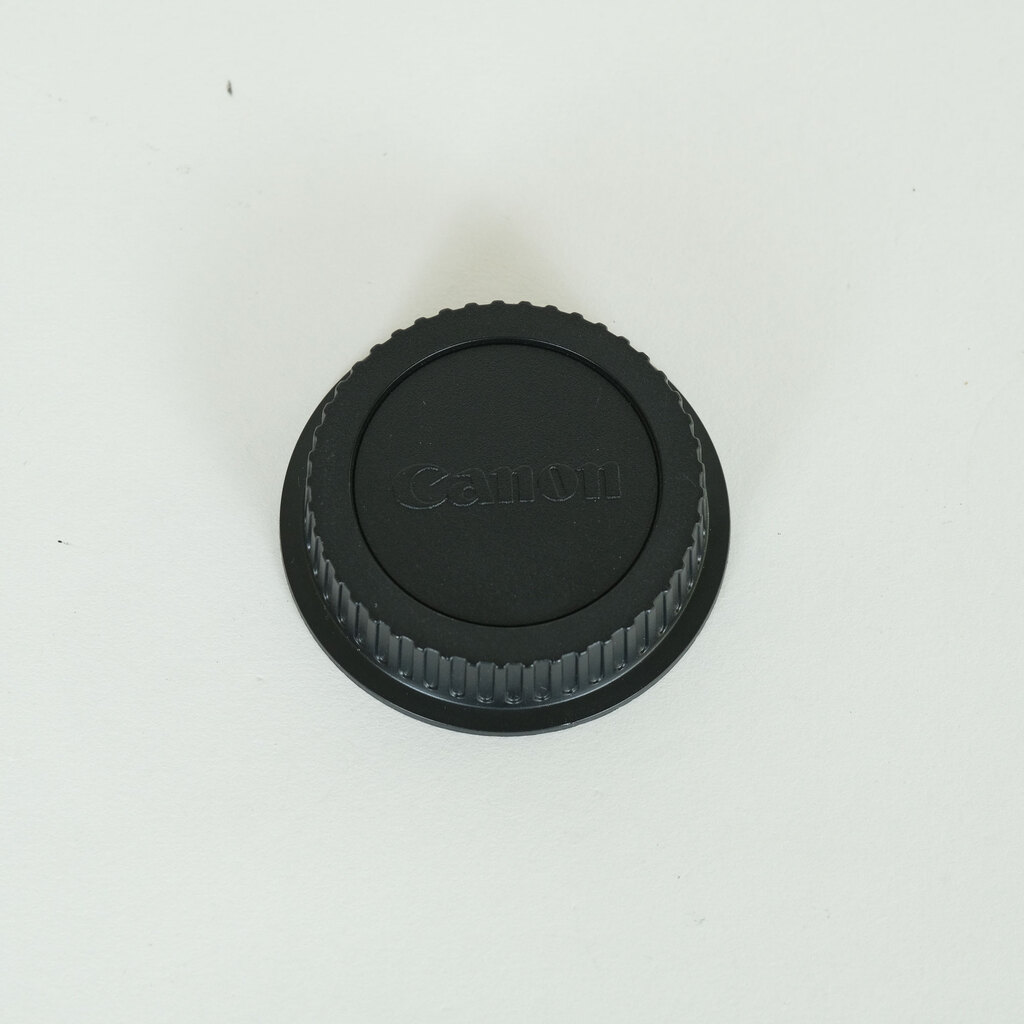 Canon EF-S18-55mm F3.5-5.6 IS STM