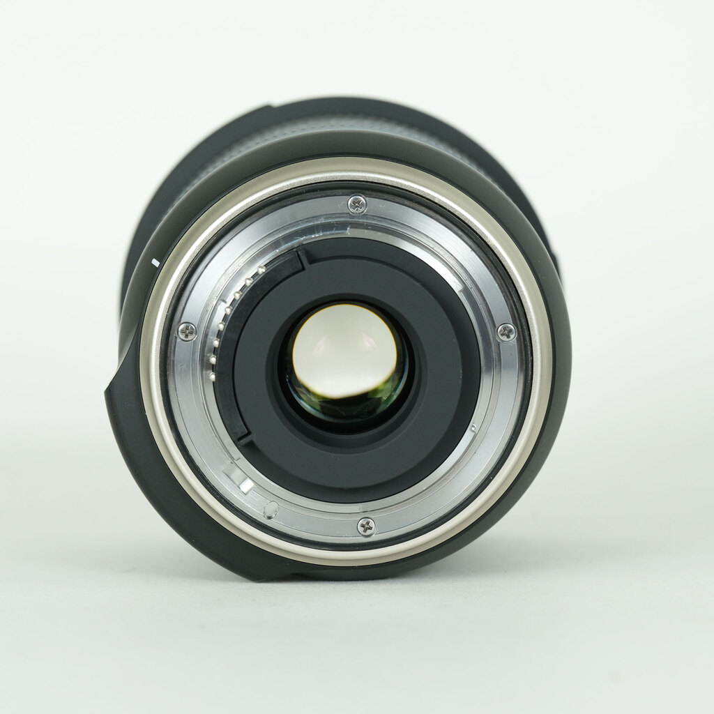 TAMRON 10-24mm F3.5-4.5 DiII VC HLD B023N(ニコンF用) TAMRON 10-24mm F3.5-4.5 DiII VC HLD B023N(ニコンF用)